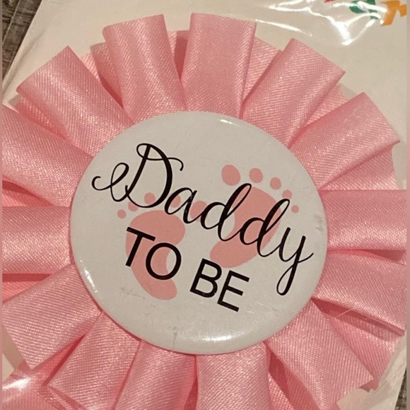 Mommy & Daddy To Be ribbon pins for girl (pink) - Picture 7 of 9
